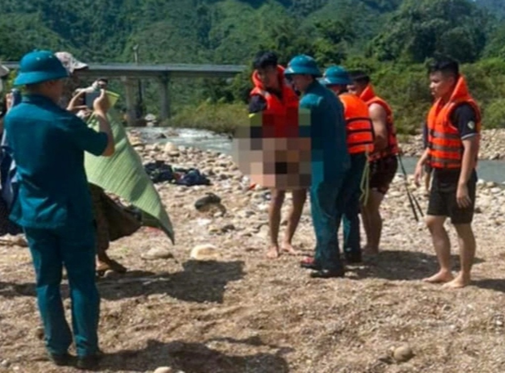 Hai sinh viên đuối nước tử vong khi lội suối ở Đà Nẵng - 1 Hai sinh viên đuối nước tử vong khi lội suối ở Đà Nẵng - 1