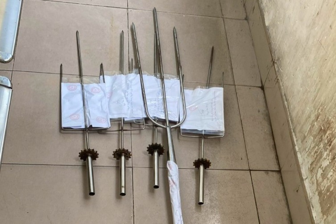 Bắt băng nhóm dùng cây ba chỉa tấn công, cướp xe máy - 2 Bắt băng nhóm dùng cây ba chỉa tấn công, cướp xe máy - 2