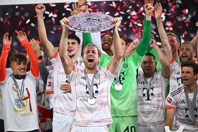 Kane ghi bàn, Muller nhận điều đặc biệt trong ngày đăng quang Bundesliga