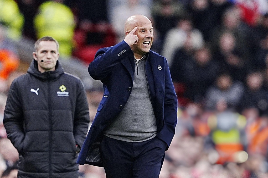 HLV Slot: “Liverpool chơi tốt hơn nhưng vẫn thua Man Utd” - 1 HLV Slot: “Liverpool chơi tốt hơn nhưng vẫn thua Man Utd” - 1