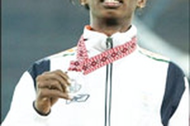 Trai giả gái đi dự ASIAD 