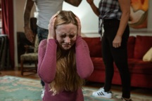 Mẹ thà "vứt" con còn hơn để... chồng cũ và nhân tình được sung sướng