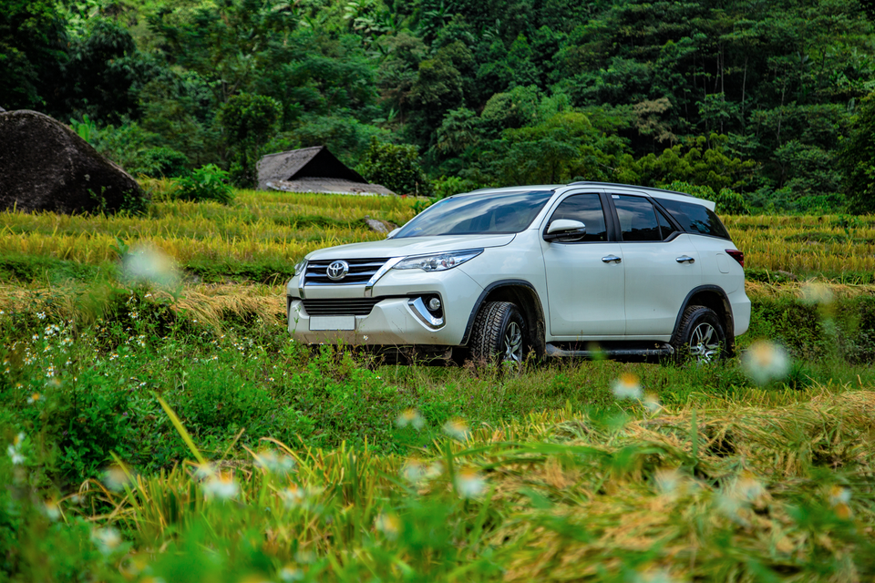 Toyota Việt Nam ưu đãi “khủng” cho khách mua xe Fortuner - 1 Toyota Việt Nam ưu đãi “khủng” cho khách mua xe Fortuner - 1