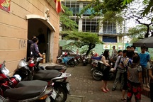 Hà Nội: Rơi vào hộp kỹ thuật thang máy, một người tử vong