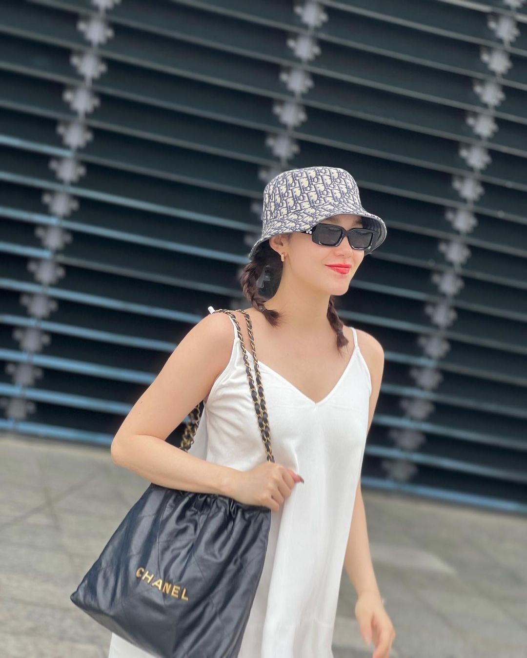 Minh Hằng vẫn diện váy áo cắt xẻ gợi cảm trong suốt thai kỳ - 11