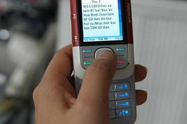 Không thu quá 40.000 đồng phí liên lạc điện tử