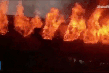 Hiện trường thảm khốc vụ nổ bình gas trên tàu Pakistan làm 74 người chết