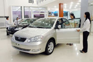 Giá ô tô "second hand" sẽ vừa túi tiền?