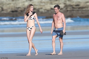 Gisele Bundchen tận hưởng kỳ nghỉ tại Costa Rica