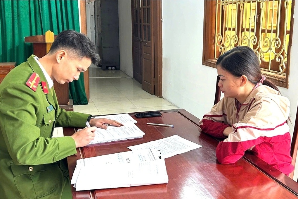 Bắt giữ người phụ nữ cho vay lãi cắt cổ - 1