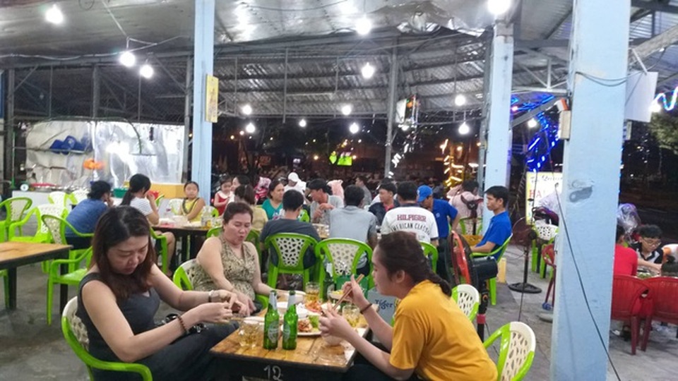 Đà Nẵng: Thanh tra an toàn thực phẩm các cơ sở kinh doanh dịch vụ ăn uống - 1 Đà Nẵng: Thanh tra an toàn thực phẩm các cơ sở kinh doanh dịch vụ ăn uống - 1