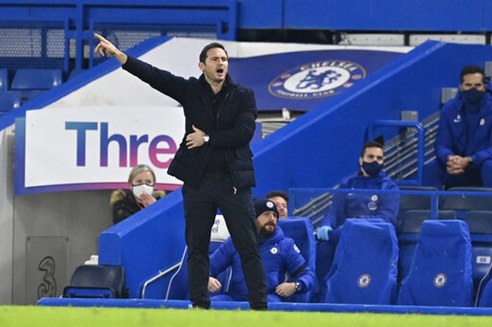 HLV Mourinho: Tottenham chỉ là ngựa con ở cuộc đua vô địch - 3 HLV Mourinho: Tottenham chỉ là ngựa con ở cuộc đua vô địch - 3