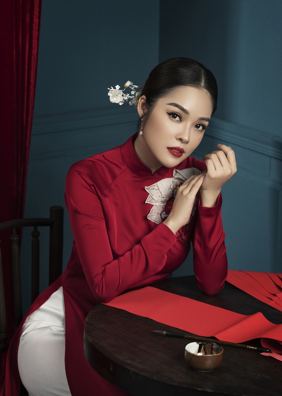 Dương Cẩm Lynh “Tiệm ăn Dì ghẻ” lần đầu bật mí về cái Tết đặc biệt - 3 Dương Cẩm Lynh “Tiệm ăn Dì ghẻ” lần đầu bật mí về cái Tết đặc biệt - 3