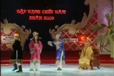 Công Lý - Xuân Bắc - Tự Long và ca khúc "chế" Lụt từ ngã tư đường phố gây ấn tượng tại Gặp nhau cuối năm 2009.