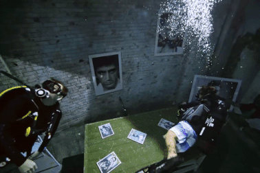 Bể nước sâu nhất thế giới giữa sa mạc được thiết kế như thành phố chìm