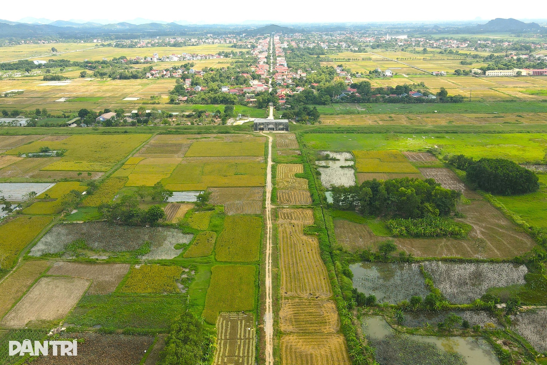 បន្ទាយ​ថ្ម​បុរាណ​ដ៏​ពិសេស​របស់​ប្រទេស​វៀតណាម​មុន​នឹង​ត្រូវ​បាន​គេ​ជួសជុល​ឡើងវិញ - ៩