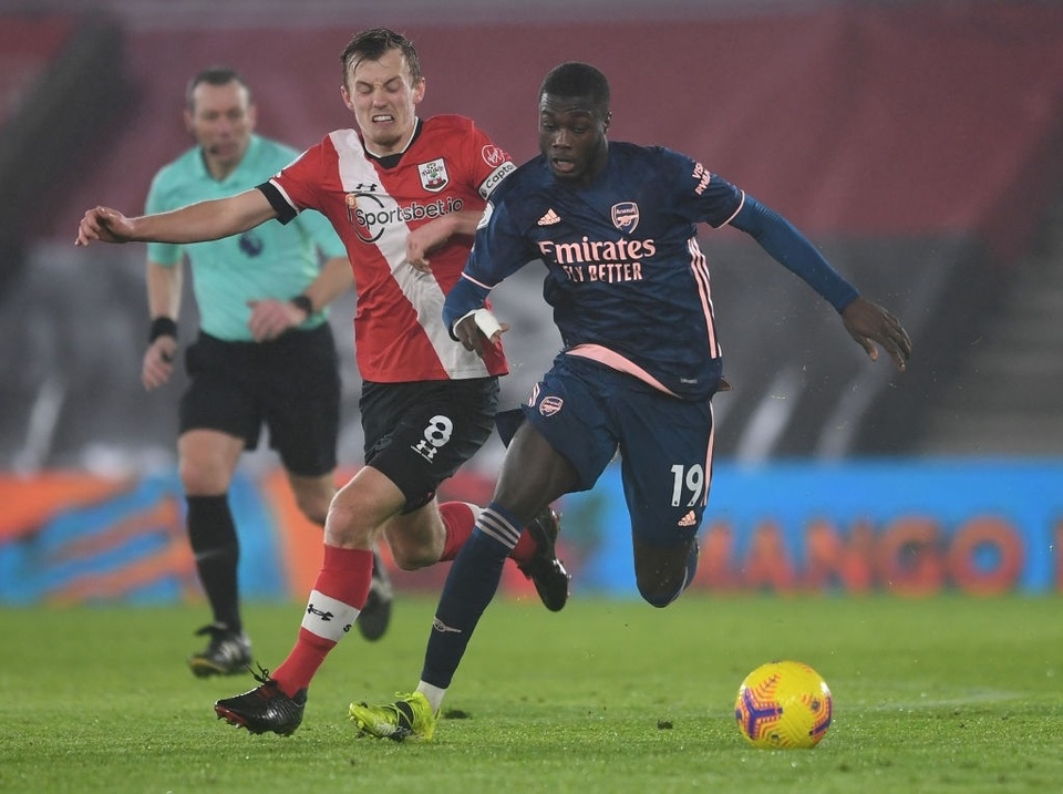 Thắng Southampton, Arsenal vươn lên nửa trên bảng xếp hạng - 3 Thắng Southampton, Arsenal vươn lên nửa trên bảng xếp hạng - 3