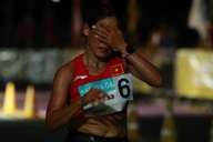 Hai nữ VĐV marathon Việt Nam phải lên xe cứu thương ở Thái Lan