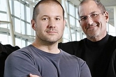 “Huyền thoại thiết kế” Jony Ive từng lo sợ sa thải