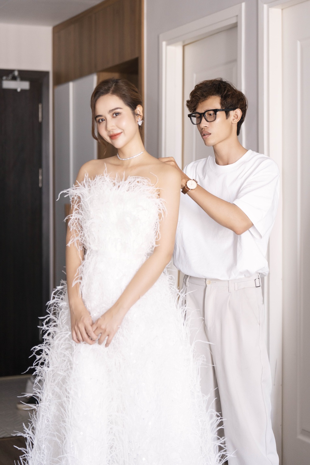 Huyền Lizzie gây chú ý trên thảm đỏ Cánh diều 2021, stylist kể hậu trường - 5 Huyền Lizzie gây chú ý trên thảm đỏ Cánh diều 2021, stylist kể hậu trường - 5