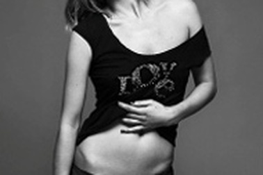 BST của Kate Moss “cháy” hàng