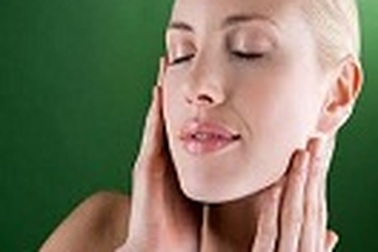 Cùng chuyên gia chăm sóc làn da ngày hè!