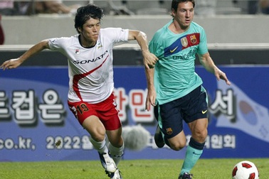 Messi lập cú đúp, Barca đè bẹp các ngôi sao Hàn Quốc