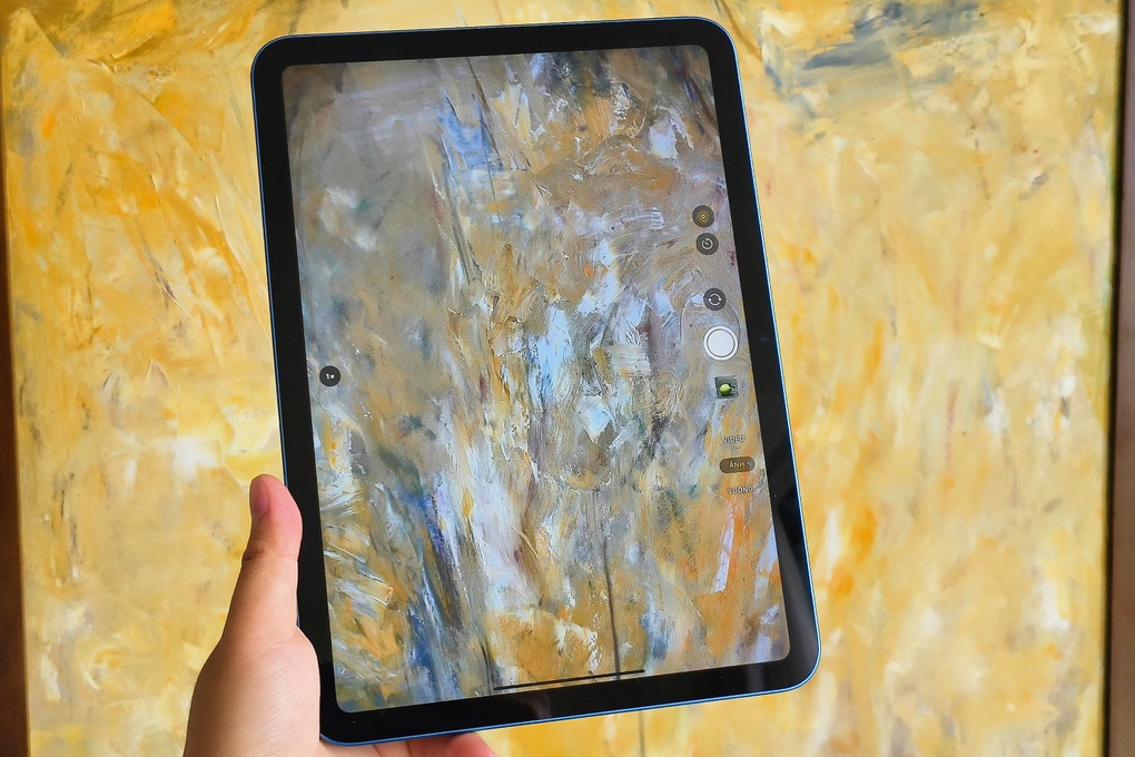 Cận cảnh iPad Gen 10 tại Việt Nam - 4 Cận cảnh iPad Gen 10 tại Việt Nam - 4