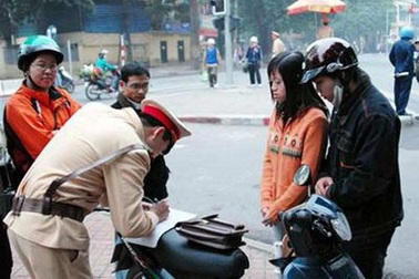 Xử phạt vi phạm hành chính khi không có giấy phép lái xe?