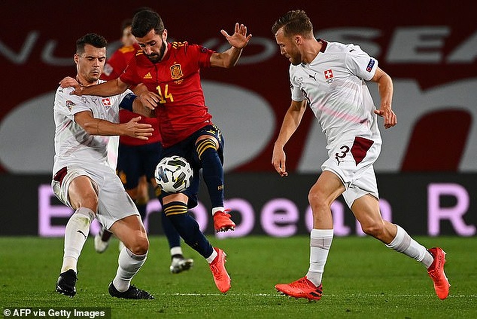 Tây Ban Nha và Đức giành chiến thắng nhọc nhằn ở UEFA Nations League - 3 Tây Ban Nha và Đức giành chiến thắng nhọc nhằn ở UEFA Nations League - 3