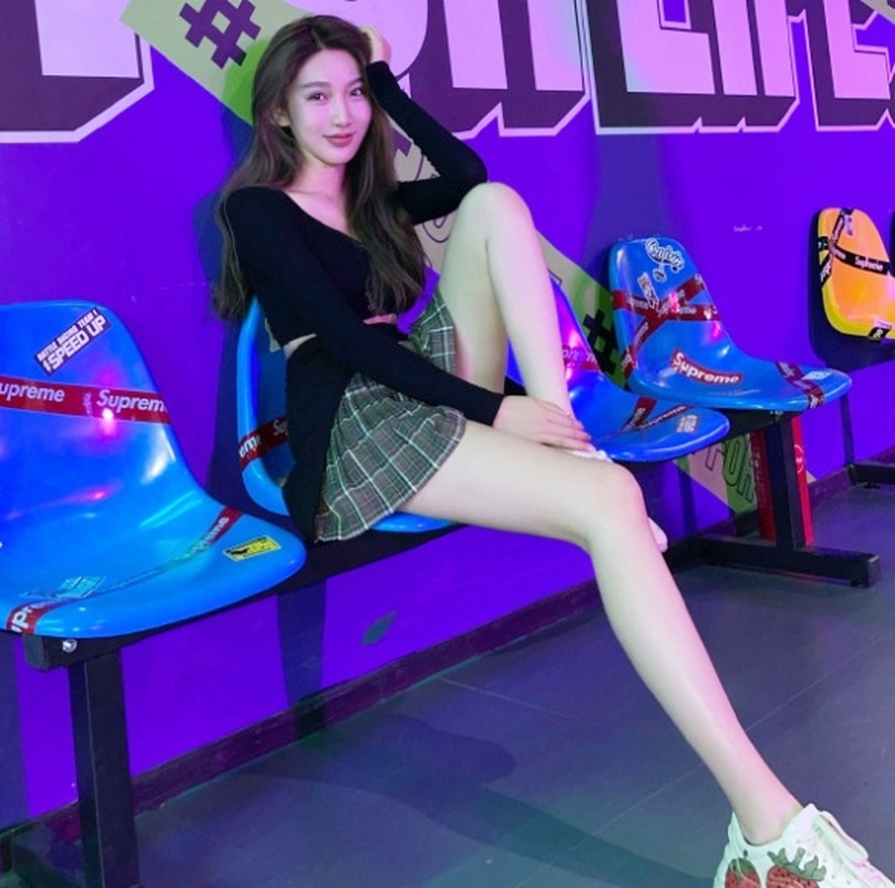 Hot girl tố Ngô Diệc Phàm cưỡng hiếp từ năm 17 tuổi là ai? - 6 Hot girl tố Ngô Diệc Phàm cưỡng hiếp từ năm 17 tuổi là ai? - 6