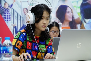 Chuyển đổi sang bằng THPT của Mỹ: Chỉ học thêm 6 tín chỉ