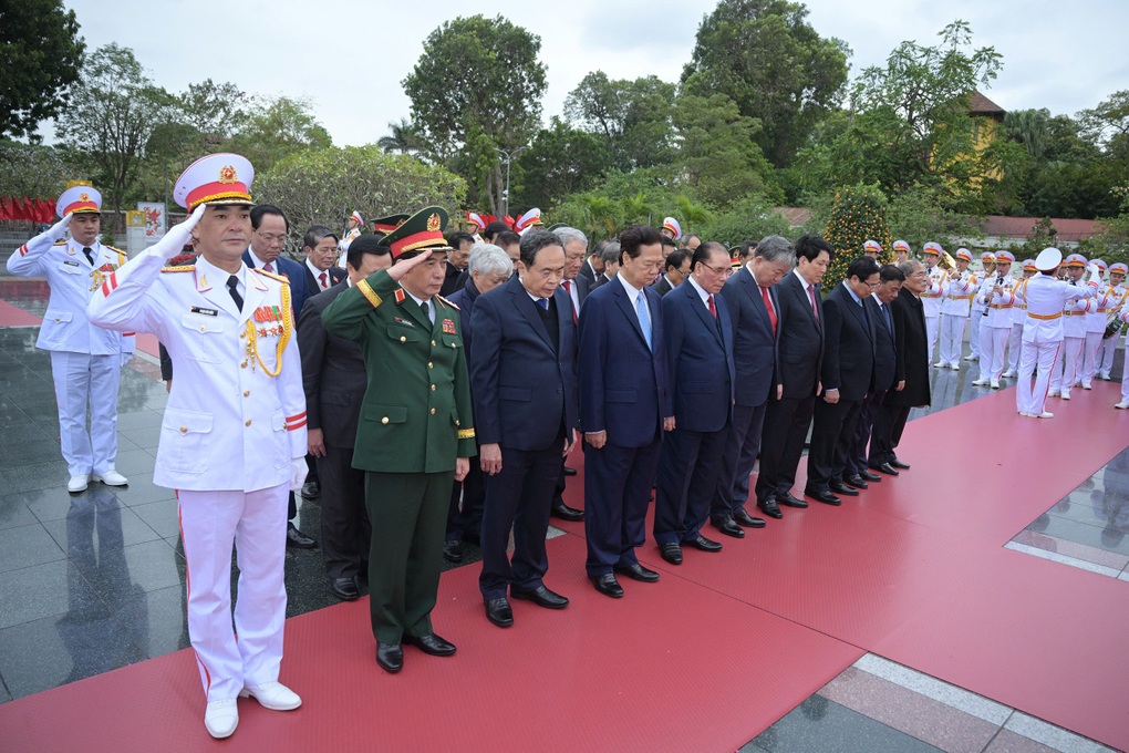 Lãnh đạo Đảng, Nhà nước vào Lăng viếng Chủ tịch Hồ Chí Minh - 6 Lãnh đạo Đảng, Nhà nước vào Lăng viếng Chủ tịch Hồ Chí Minh - 6
