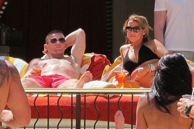 Rooney nghỉ mát ở Las Vegas sau kỳ World Cup thất vọng