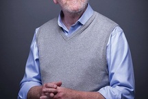 Khởi nghiệp thành công ở tuổi trên 50: Tất tần tật cho cú "tất tay"