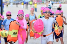 Các VĐV nhí bùng nổ trên đường bơi, chạy mở màn Aqua Warriors Quảng Trị