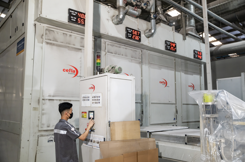 Afacerile din industria prelucrătoare și imobiliare... accelerează cursa digitalizării - 1 Doanh nghiệp sản xuất, bất động sản... đẩy mạnh cuộc đua số hoá - 1