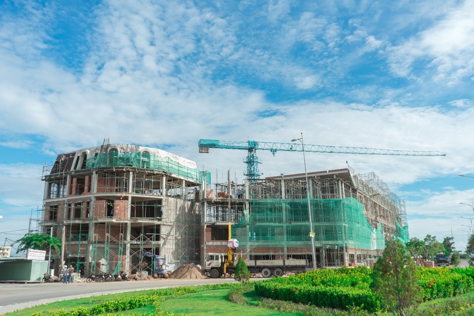 Sắp cất nóc nhà phố Ha Tien Centroria, khu đô thị mới có thêm chuỗi thương mại sầm uất - 1 Sắp cất nóc nhà phố Ha Tien Centroria, khu đô thị mới có thêm chuỗi thương mại sầm uất - 1