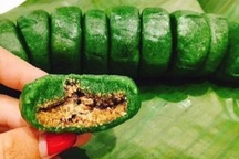 Độc đáo bánh ngải màu xanh lét của người Tày