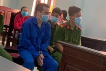 Thầy giáo quan hệ, giao cấu với nhiều nam sinh