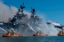 Mỹ "thải" chiến hạm hơn 1 tỷ USD