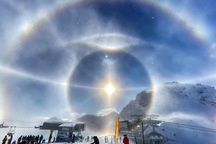 "Quầng băng" được phát hiện xung quanh Mặt trời