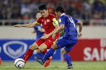 Công Vinh: “Bóng đá Việt Nam chưa thể mơ đuổi kịp Thái Lan”
