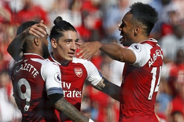 11 cầu thủ xuất sắc nhất vòng 37 Premier League