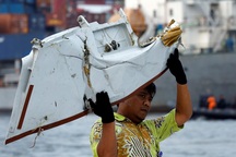 Thách thức tìm lời giải cho vụ rơi máy bay chở 189 người ở Indonesia