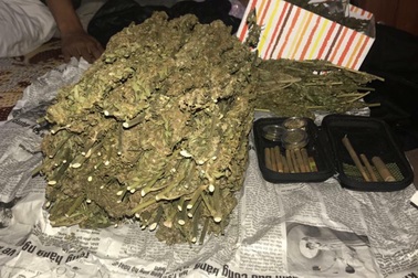 2 triệu đồng/lạng, hàng cấm cần sa rao bán ngang nhiên trên mạng xã hội