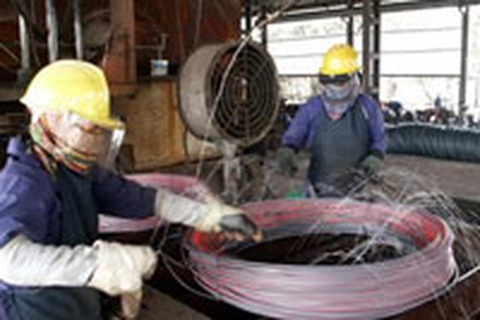 "Mổ xẻ" vấn đề thép Trung Quốc giá rẻ!