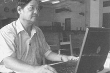 Lên “net” giảng dạy môn Văn