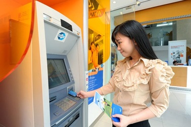 Nghẽn ATM -  đến hẹn lại lên