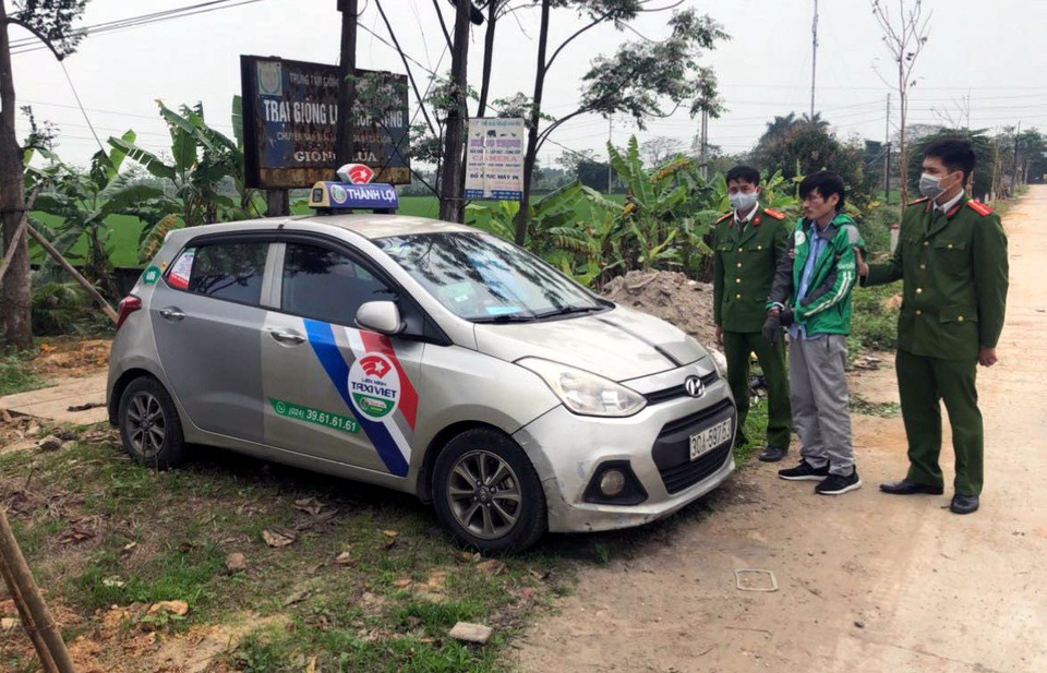 Nghi phạm cướp ngân hàng BIDV ở Hà Nội khai lý do bất ngờ - 3 Nghi phạm cướp ngân hàng BIDV ở Hà Nội khai lý do bất ngờ - 3